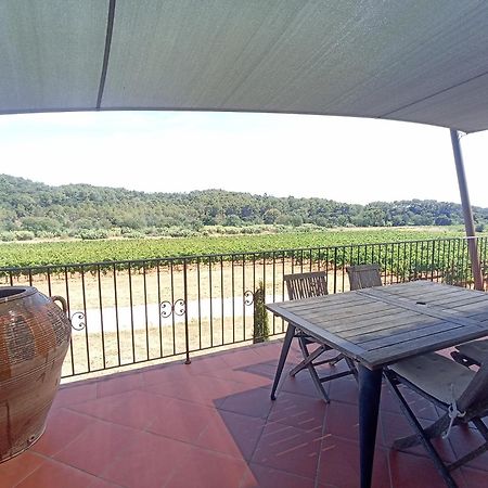 Sous Les Pins Gites Et Chambres D'Hotes 라론드레모레 외부 사진